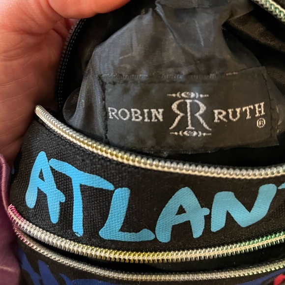 Robin Ruth Crossbody NWOT - Picture 5 of 7
